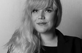 Maria Remøy jobber frilans som mediegrafiker.