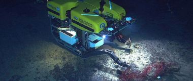 Fu-operatør styrer undervannsfarkoster